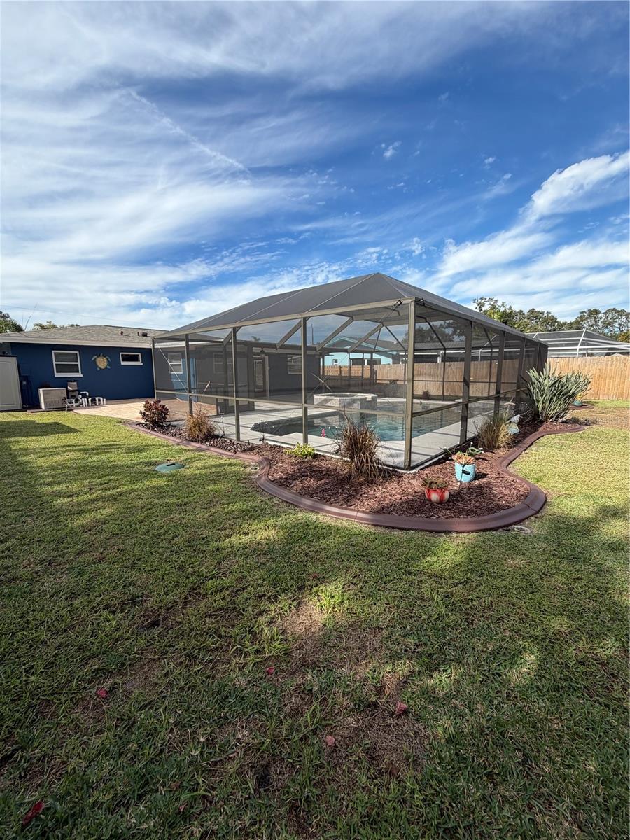 Image 48 of 65 For 87 Oakwood Drive