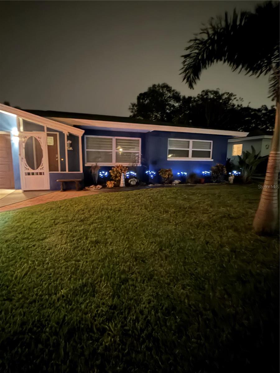 Image 55 of 65 For 87 Oakwood Drive