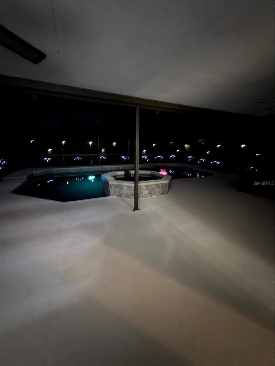 Image 62 of 65 For 87 Oakwood Drive