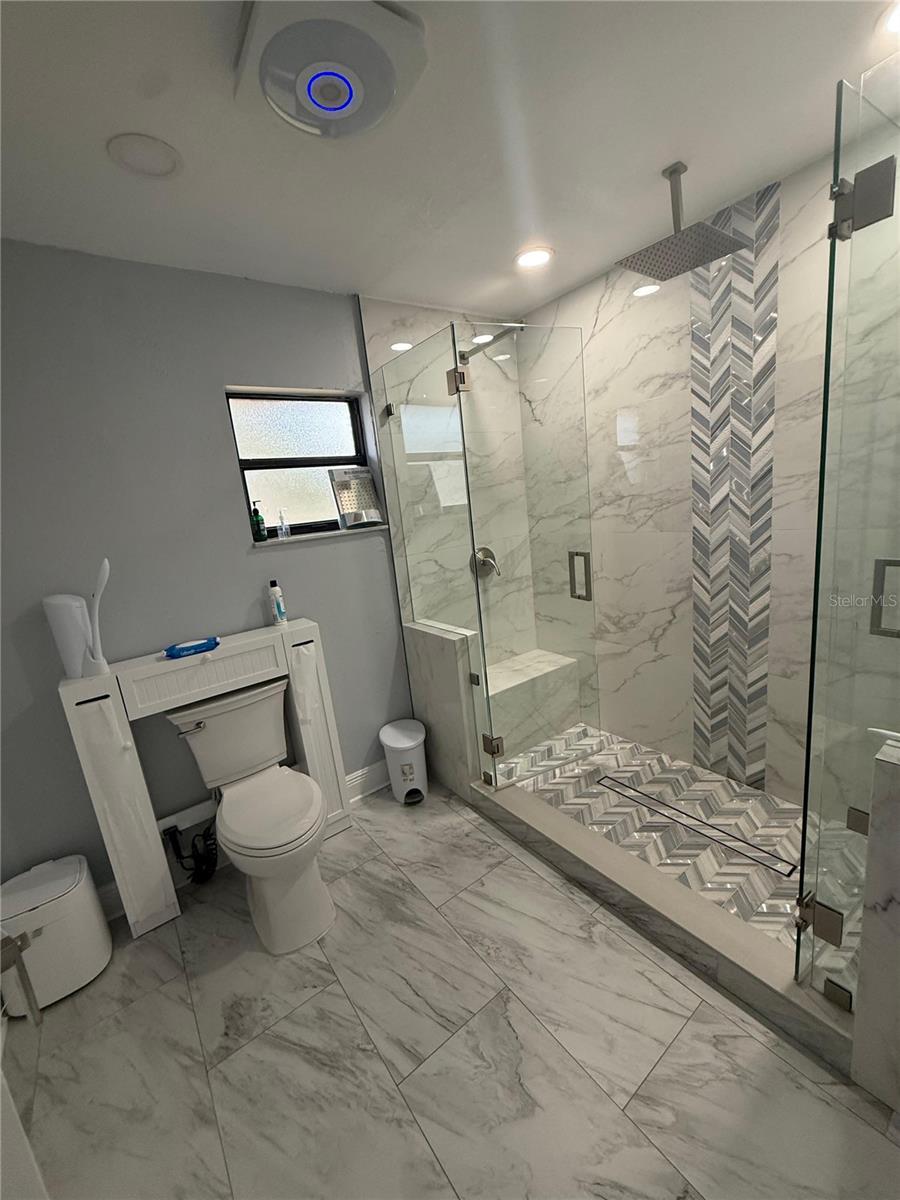 Image 17 of 29 For 3575 Lark Lane