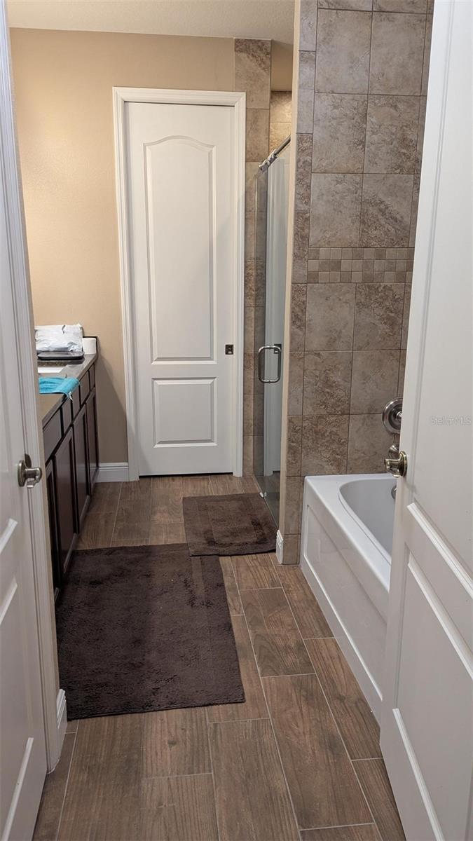 Image 12 of 33 For 3509 Coronet Avenue