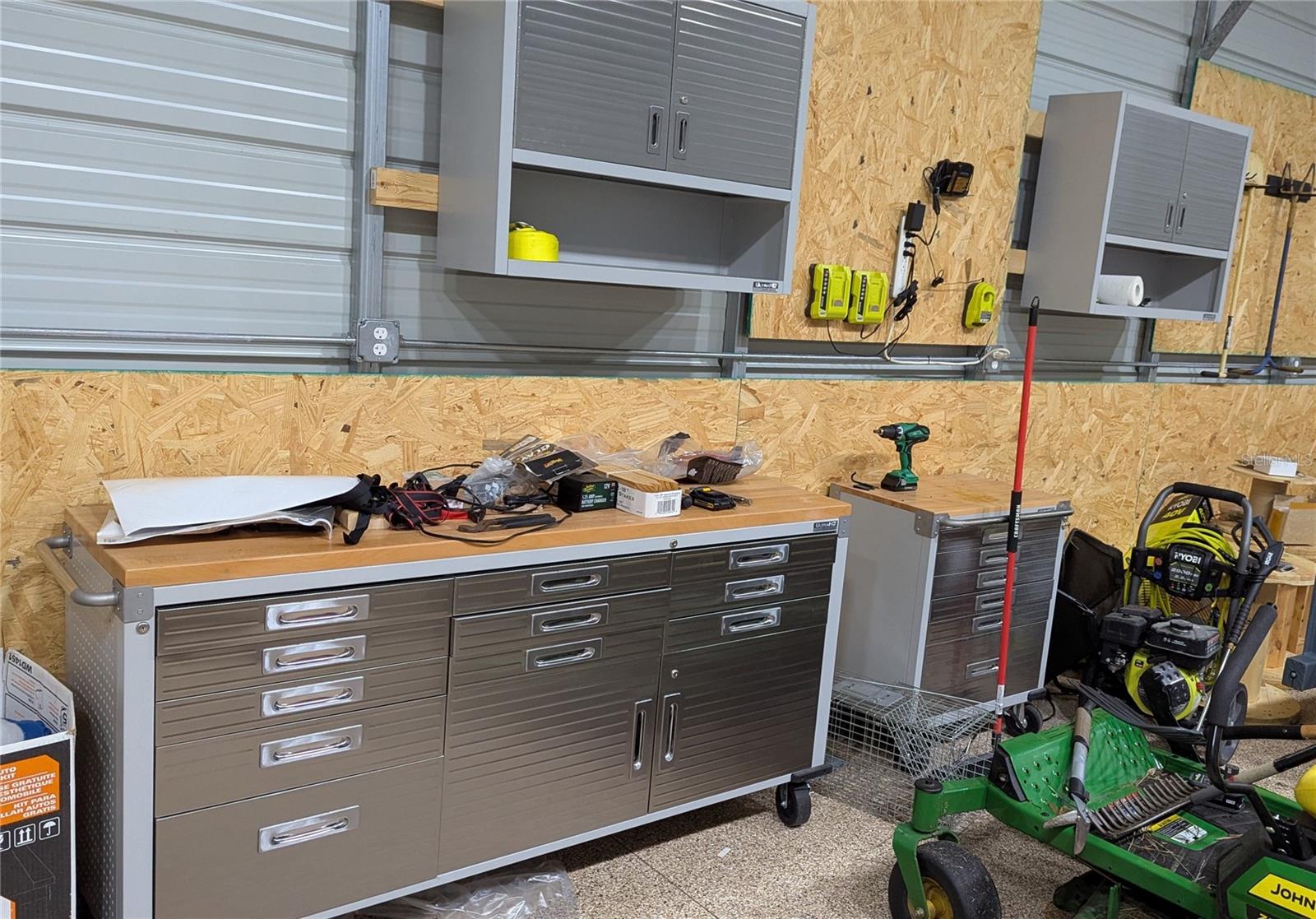 Image 19 of 33 For 3509 Coronet Avenue