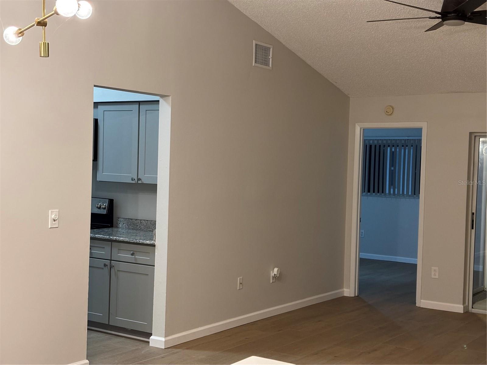 Image 10 of 39 For 11222 Clayridge Drive