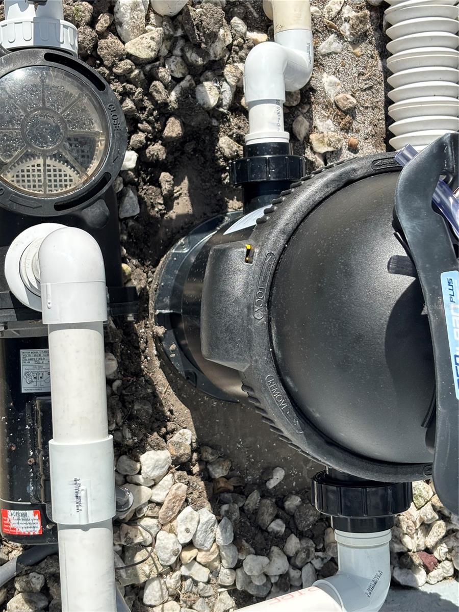 Image 18 of 39 For 11222 Clayridge Drive