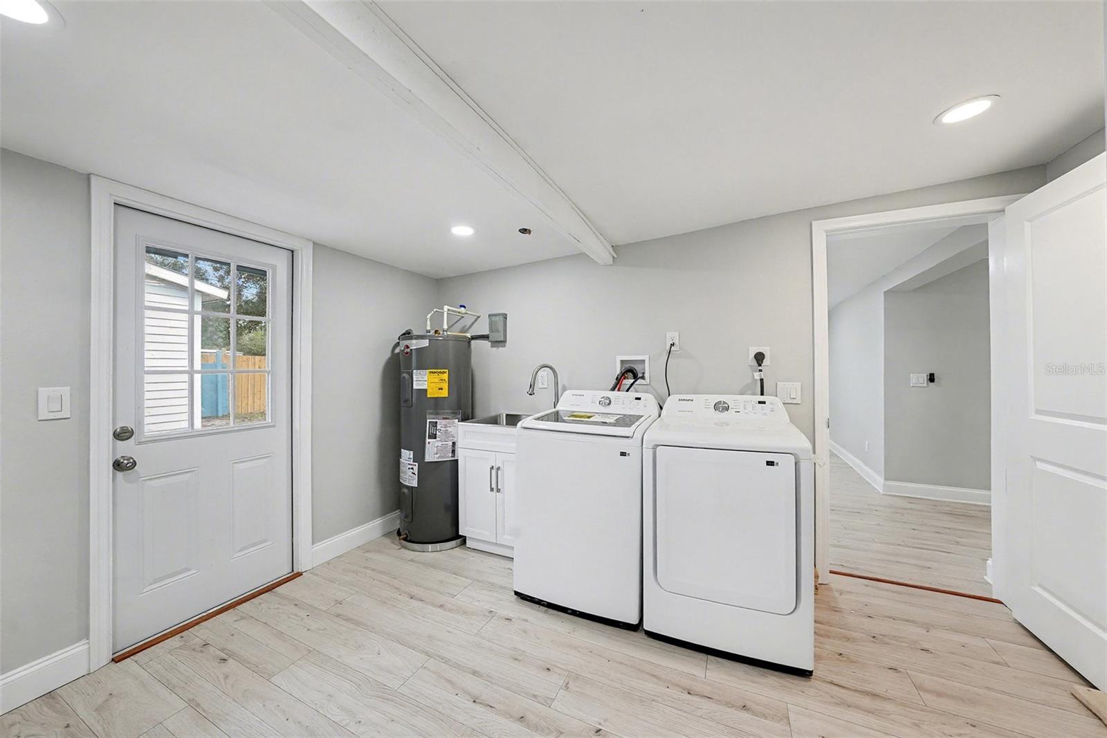 Image 10 of 26 For 2162 Barcelona Drive