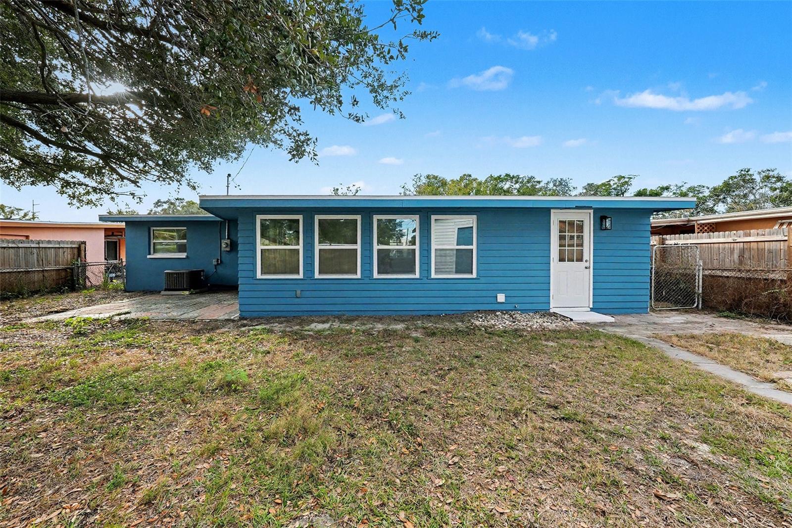 Image 25 of 26 For 2162 Barcelona Drive