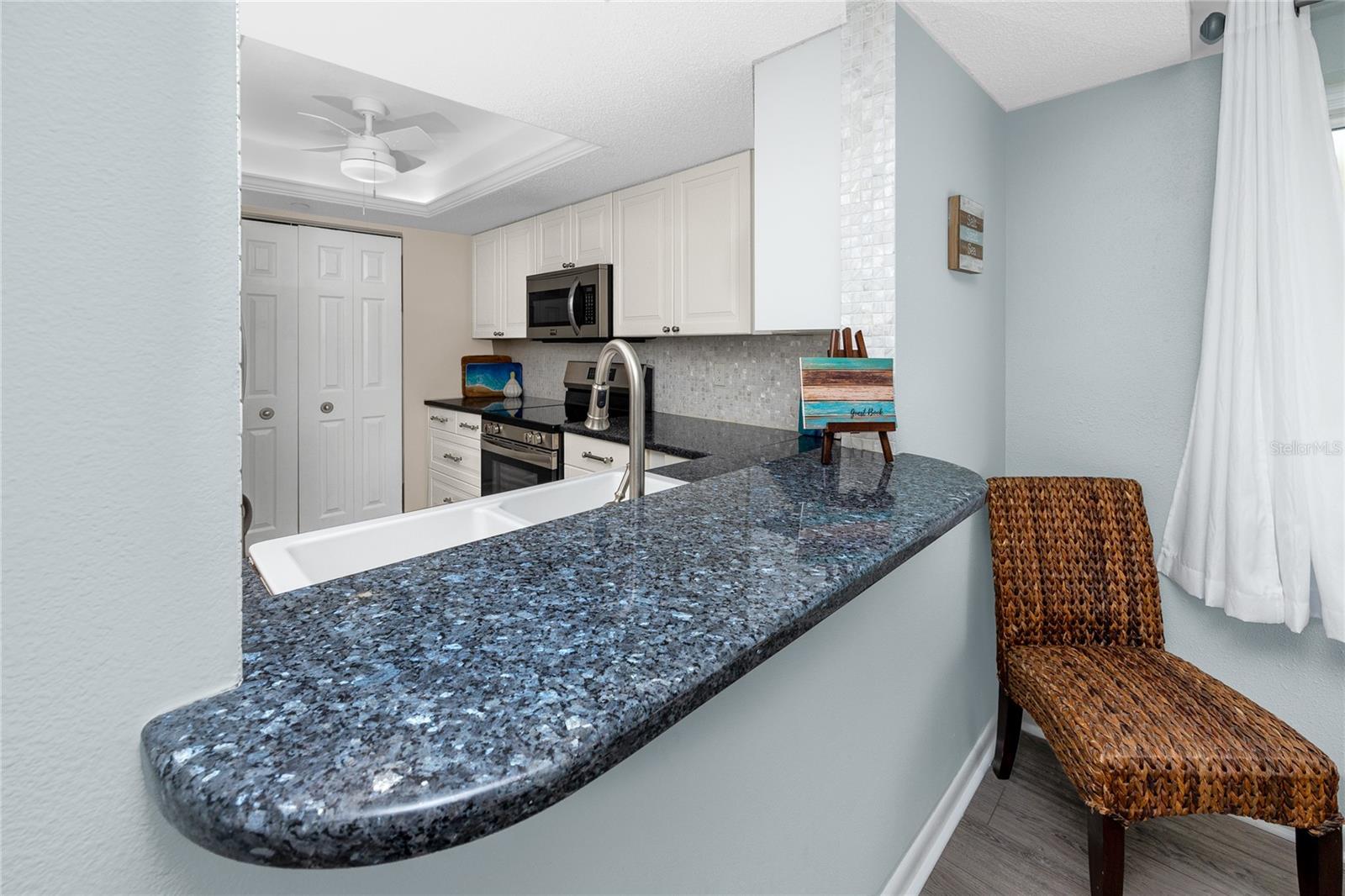 Image 18 of 57 For 1300 Gulf Boulevard 301