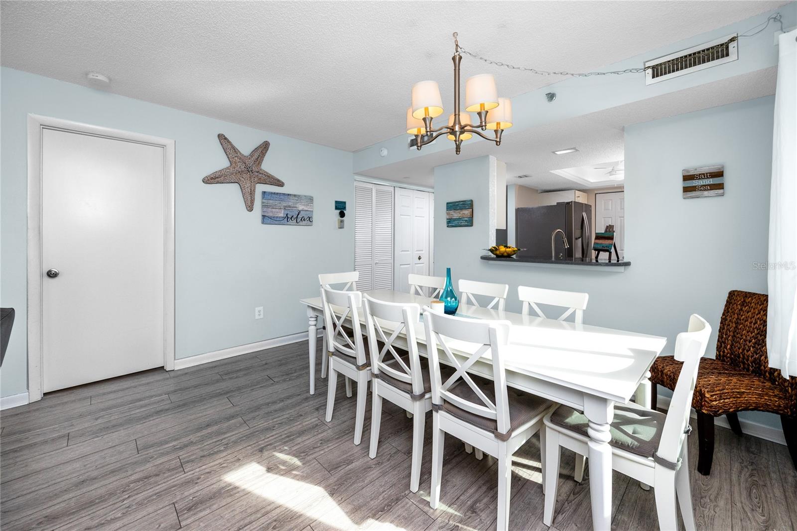 Image 19 of 57 For 1300 Gulf Boulevard 301