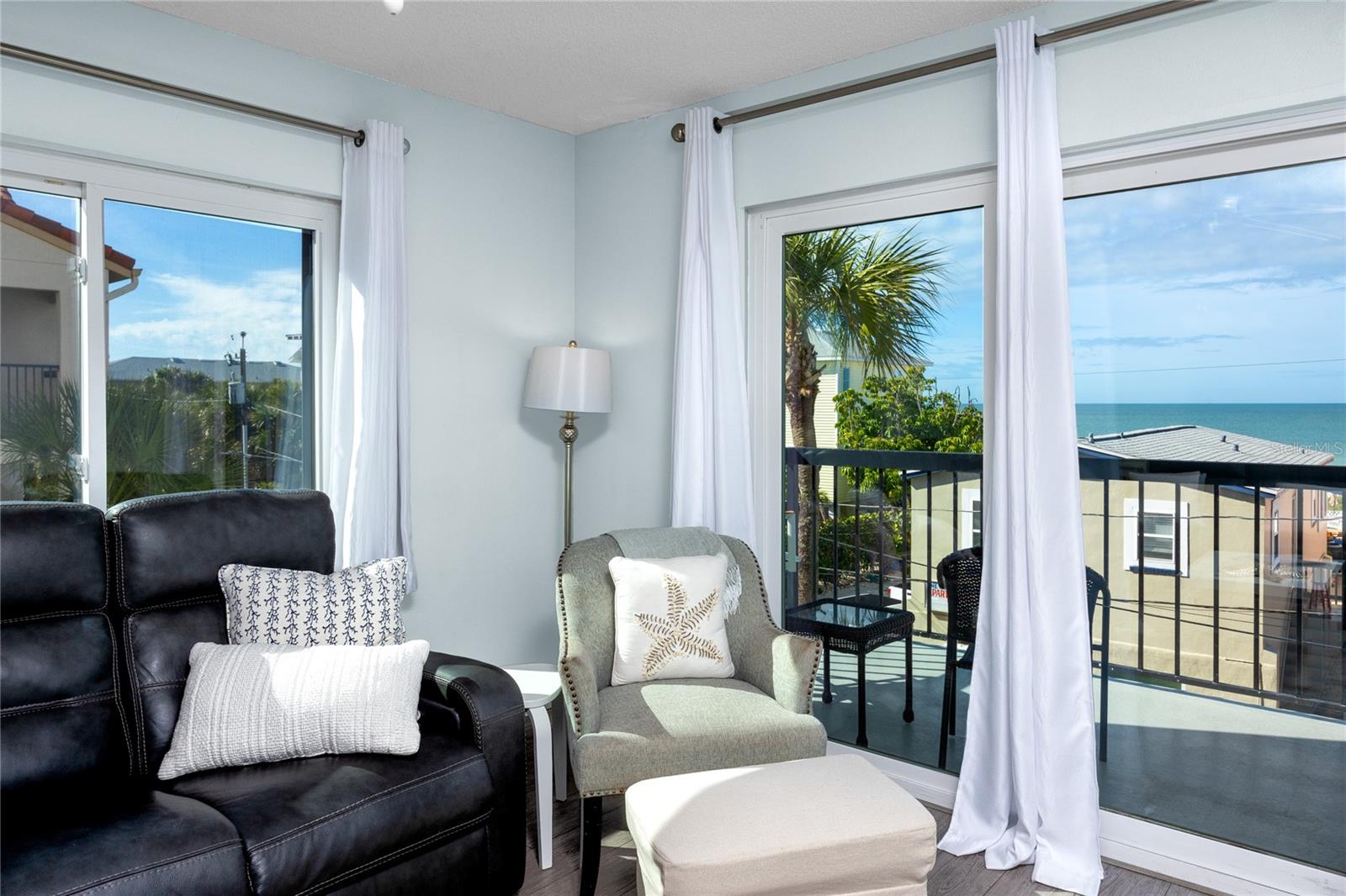 Image 23 of 57 For 1300 Gulf Boulevard 301