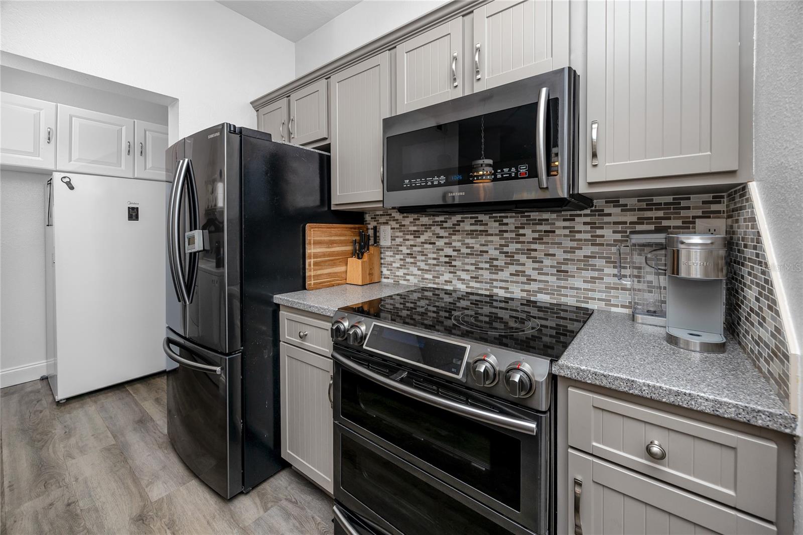 Image 15 of 57 For 10764 70th Avenue 5104