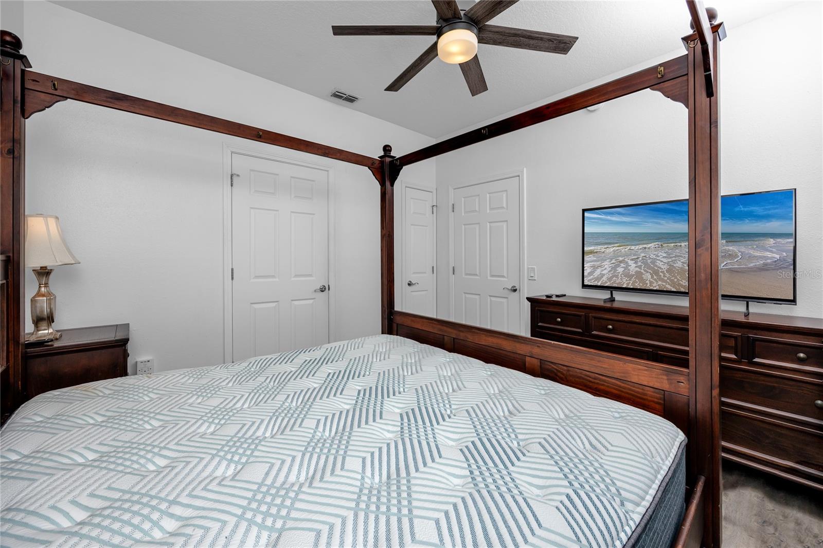 Image 18 of 57 For 10764 70th Avenue 5104