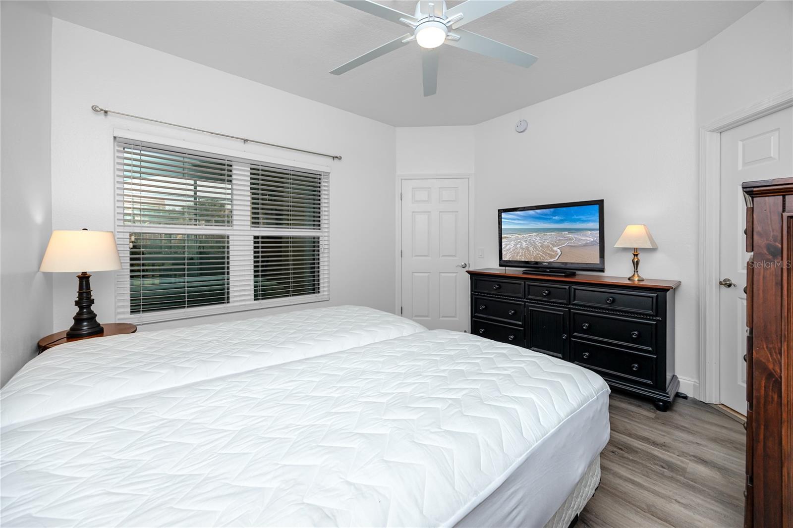 Image 27 of 57 For 10764 70th Avenue 5104