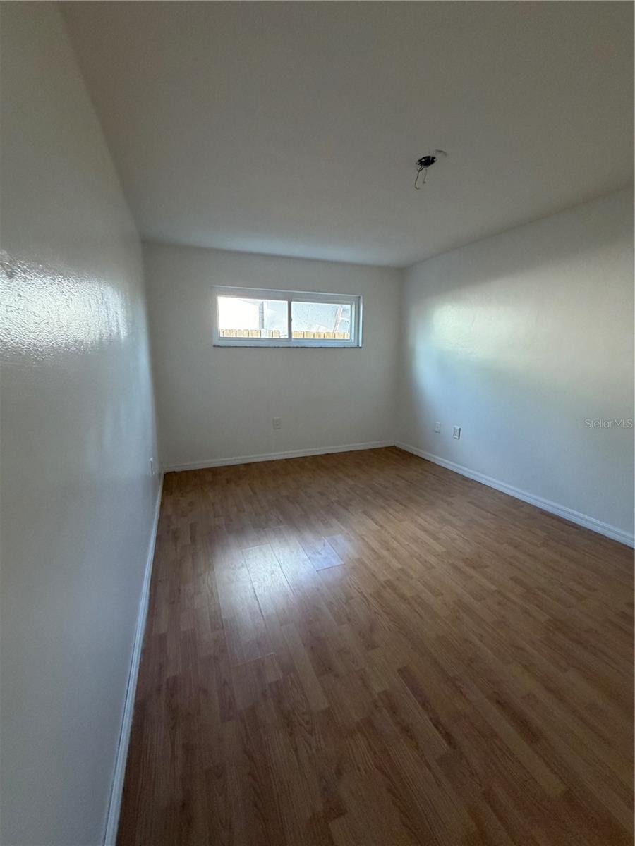 Listing photo id 25 for 2230 Albright Drive