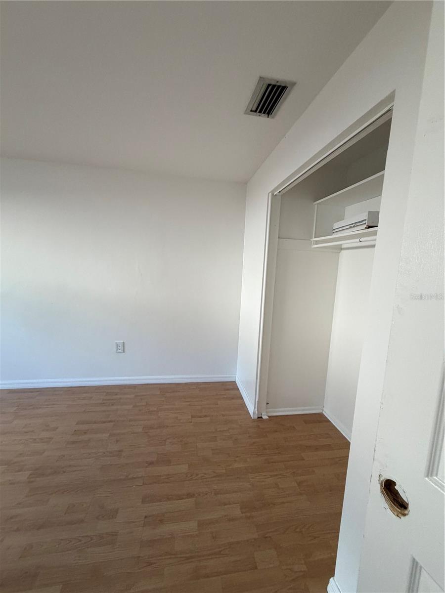 Listing photo id 26 for 2230 Albright Drive