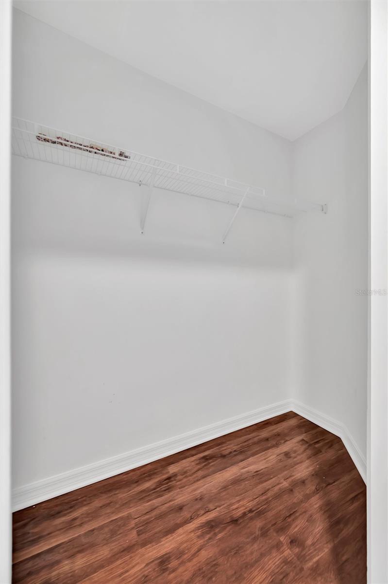 Image 24 of 46 For 607 Royal Empress Drive