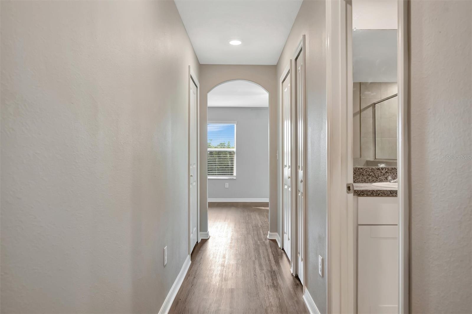 Image 31 of 46 For 607 Royal Empress Drive