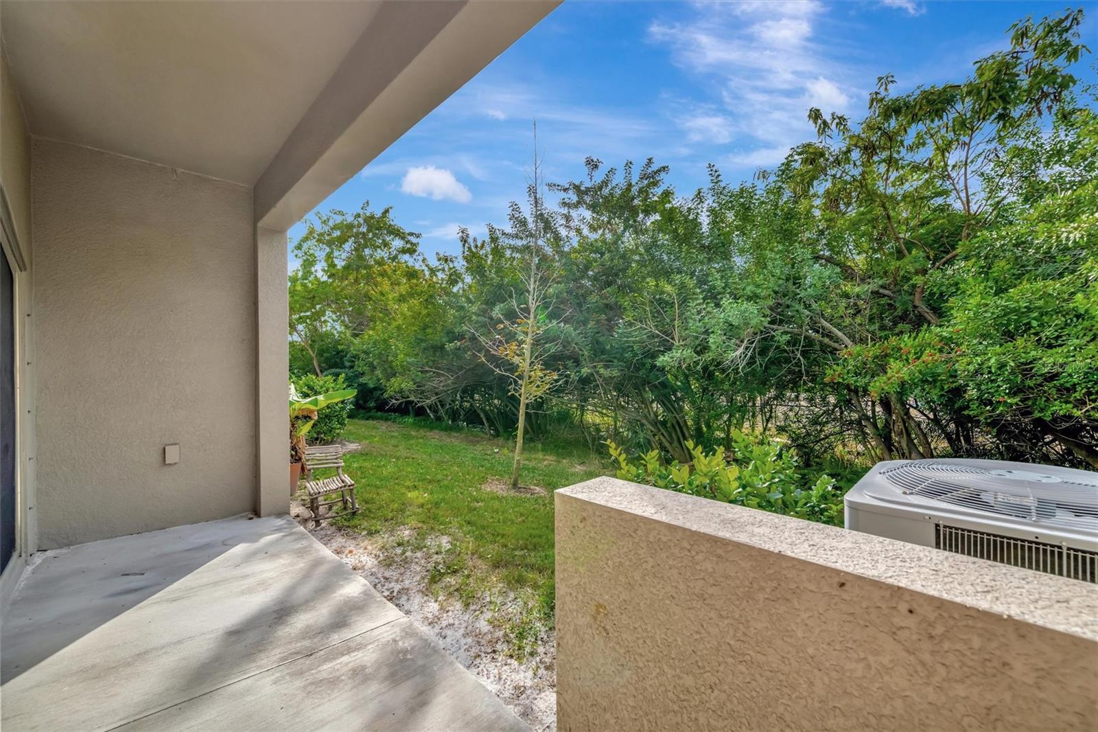 Image 44 of 46 For 607 Royal Empress Drive