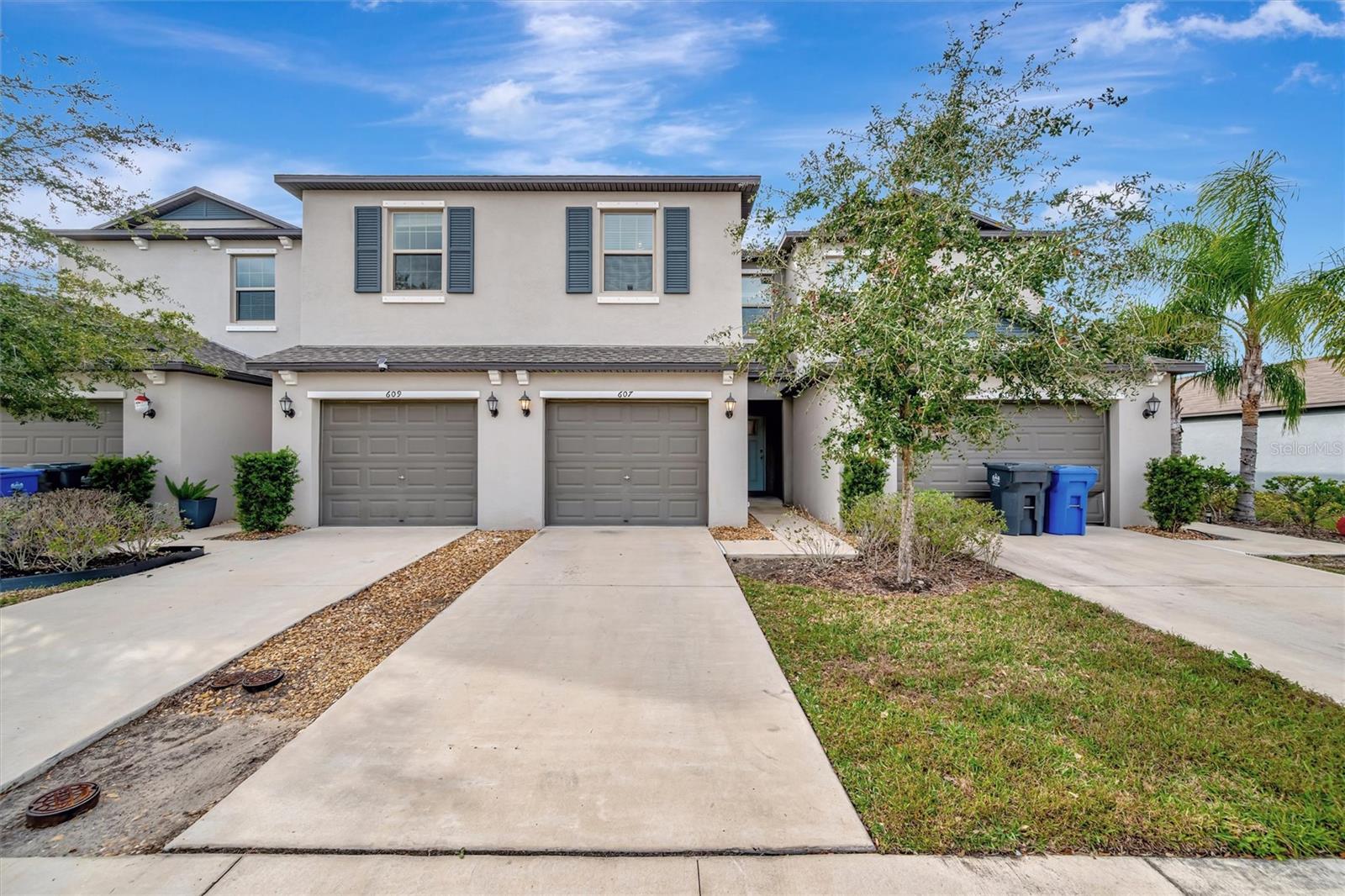 Image 45 of 46 For 607 Royal Empress Drive