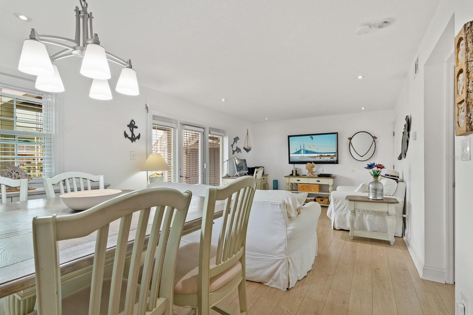 Image 20 of 68 For 5215 Coquina Key Drive Se A