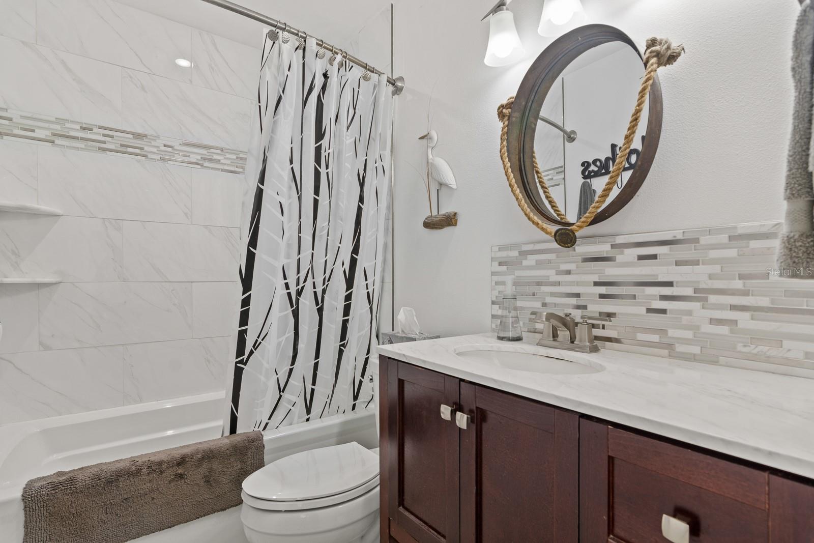 Image 25 of 68 For 5215 Coquina Key Drive Se A