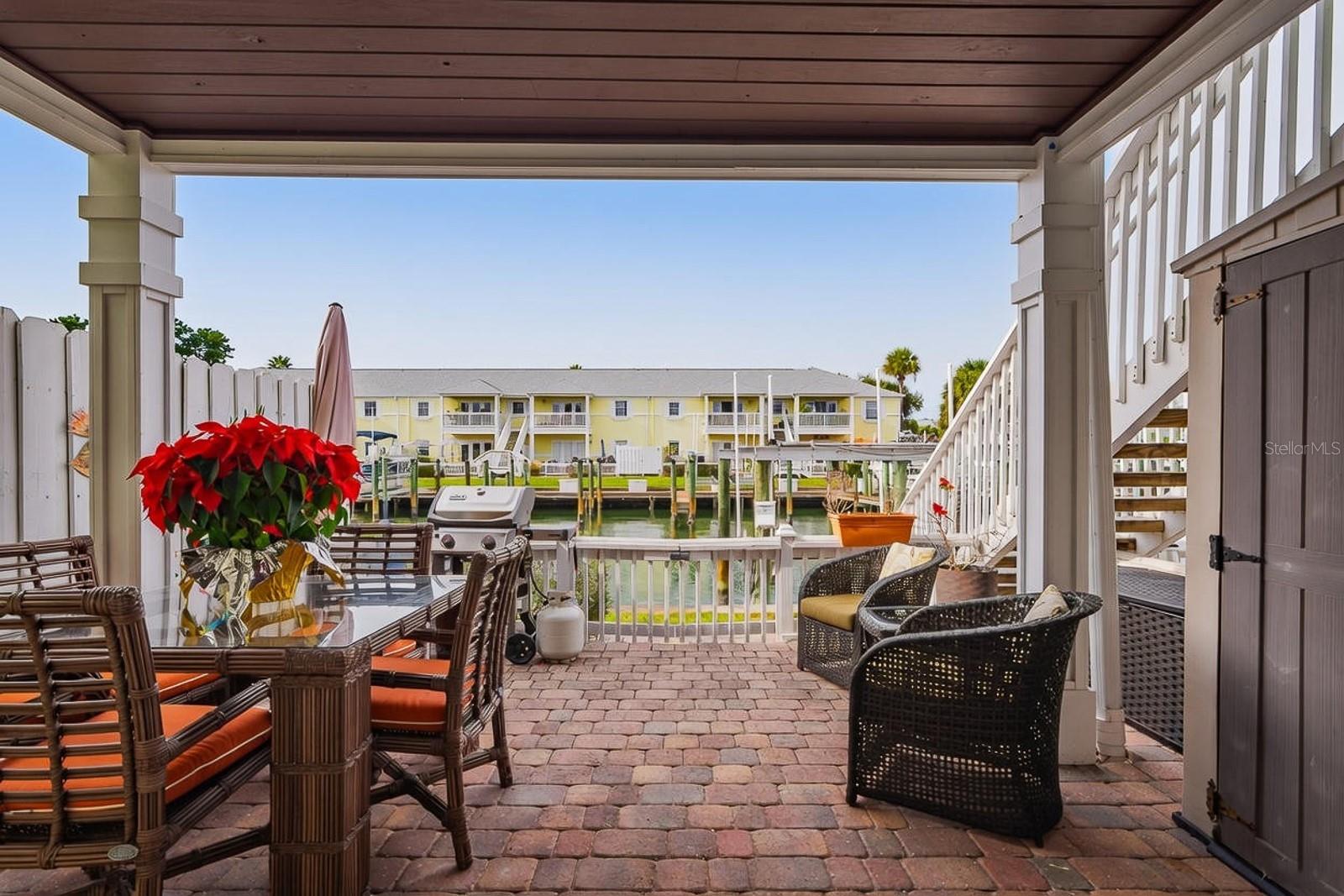 Image 27 of 68 For 5215 Coquina Key Drive Se A