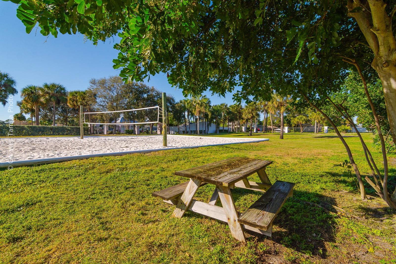 Image 55 of 68 For 5215 Coquina Key Drive Se A