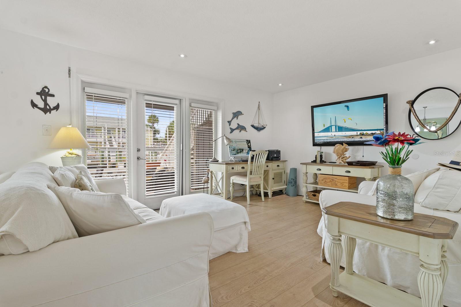 Image 8 of 68 For 5215 Coquina Key Drive Se A