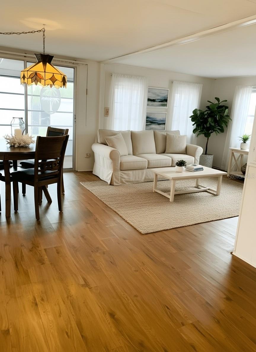 Listing photo id 0 for 7901 40th Avenue N 32