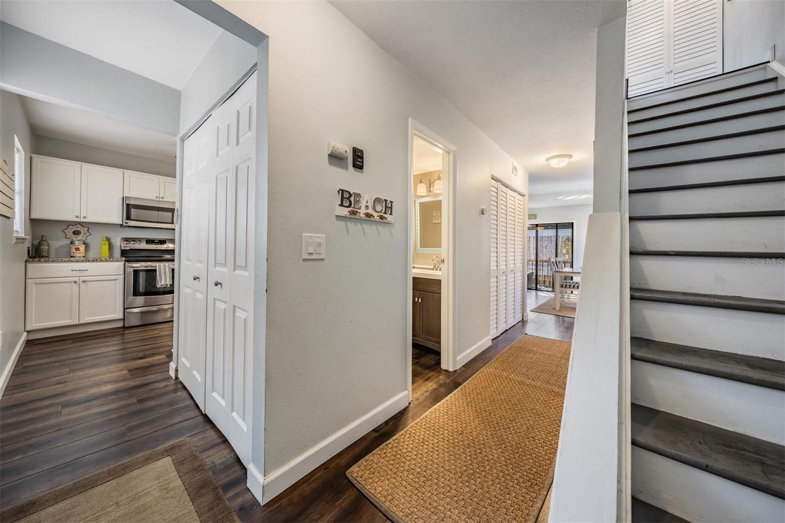 Image 19 of 54 For 19823 Gulf Boulevard 1