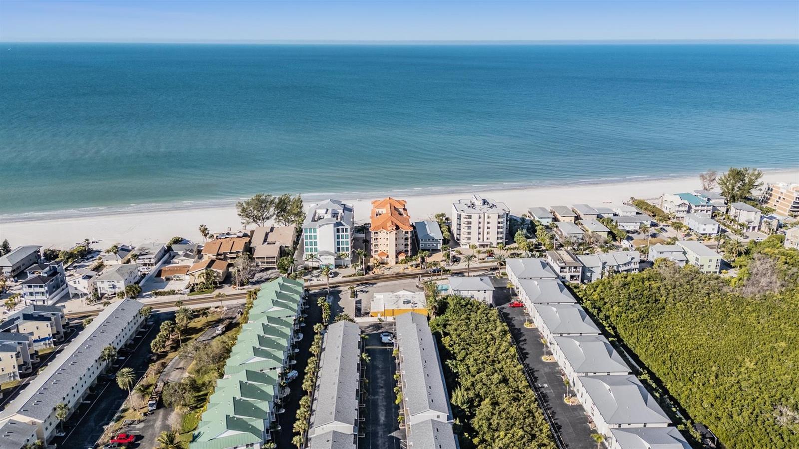 Image 46 of 54 For 19823 Gulf Boulevard 1