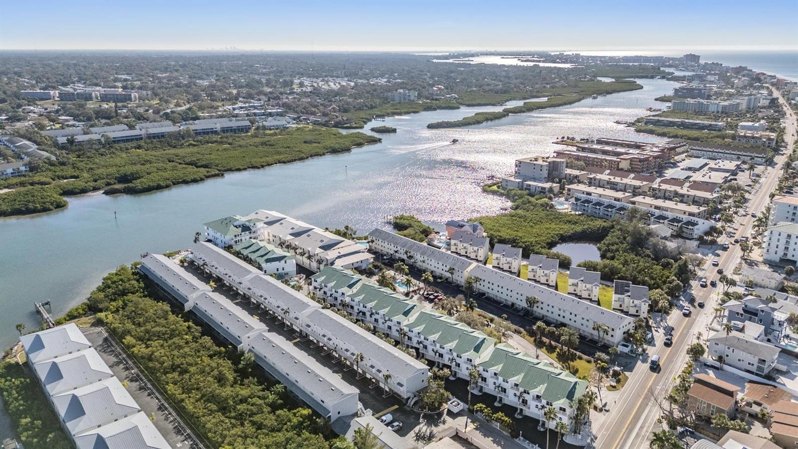 Image 49 of 54 For 19823 Gulf Boulevard 1