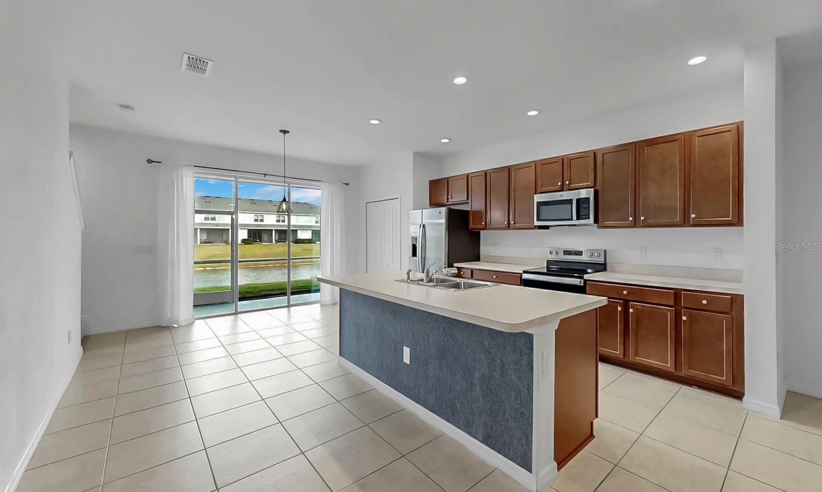 Image 15 of 58 For 8522 Canyon Creek Trail