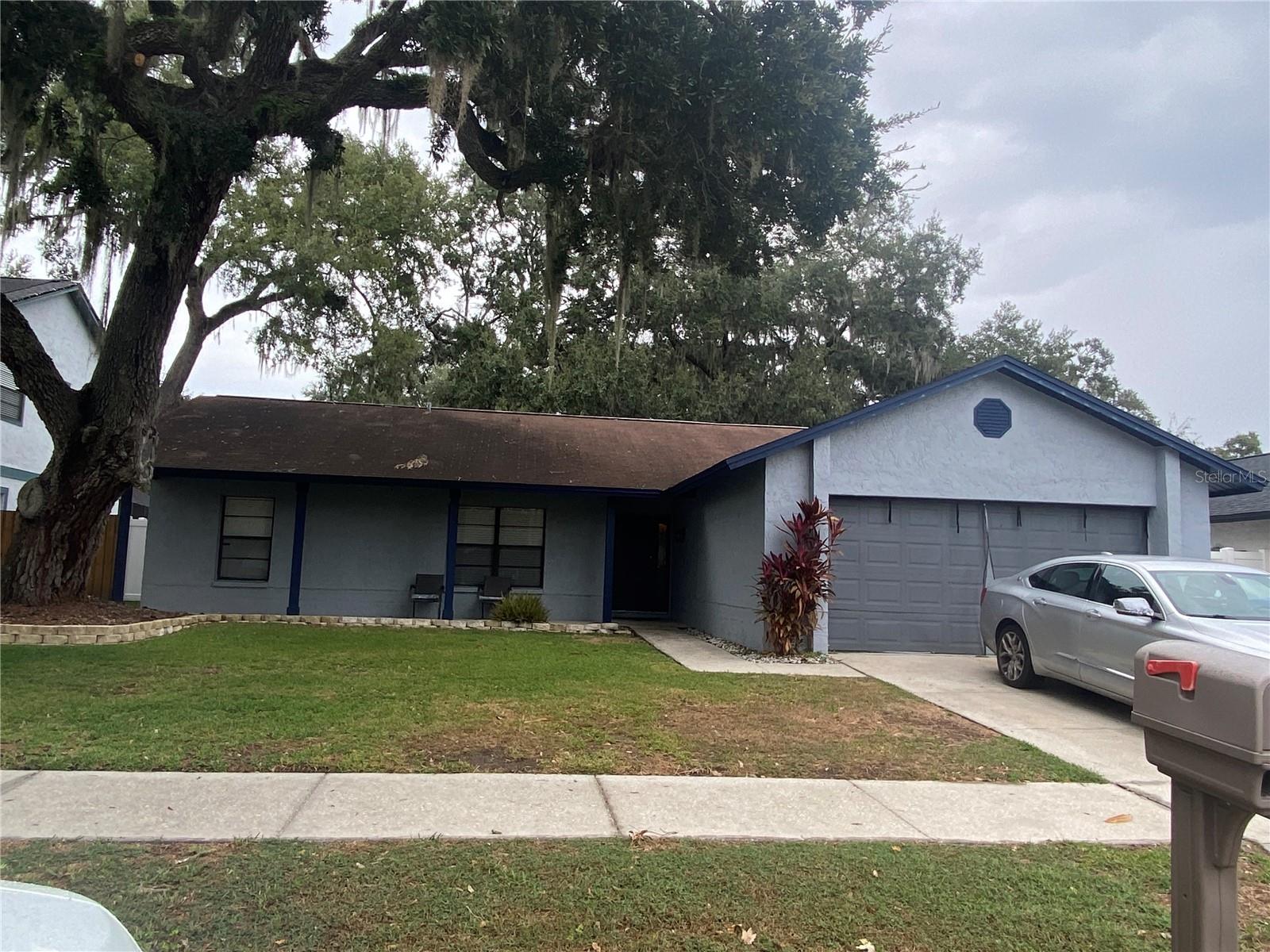 Details for 1918 Bow Court, VALRICO, FL 33594