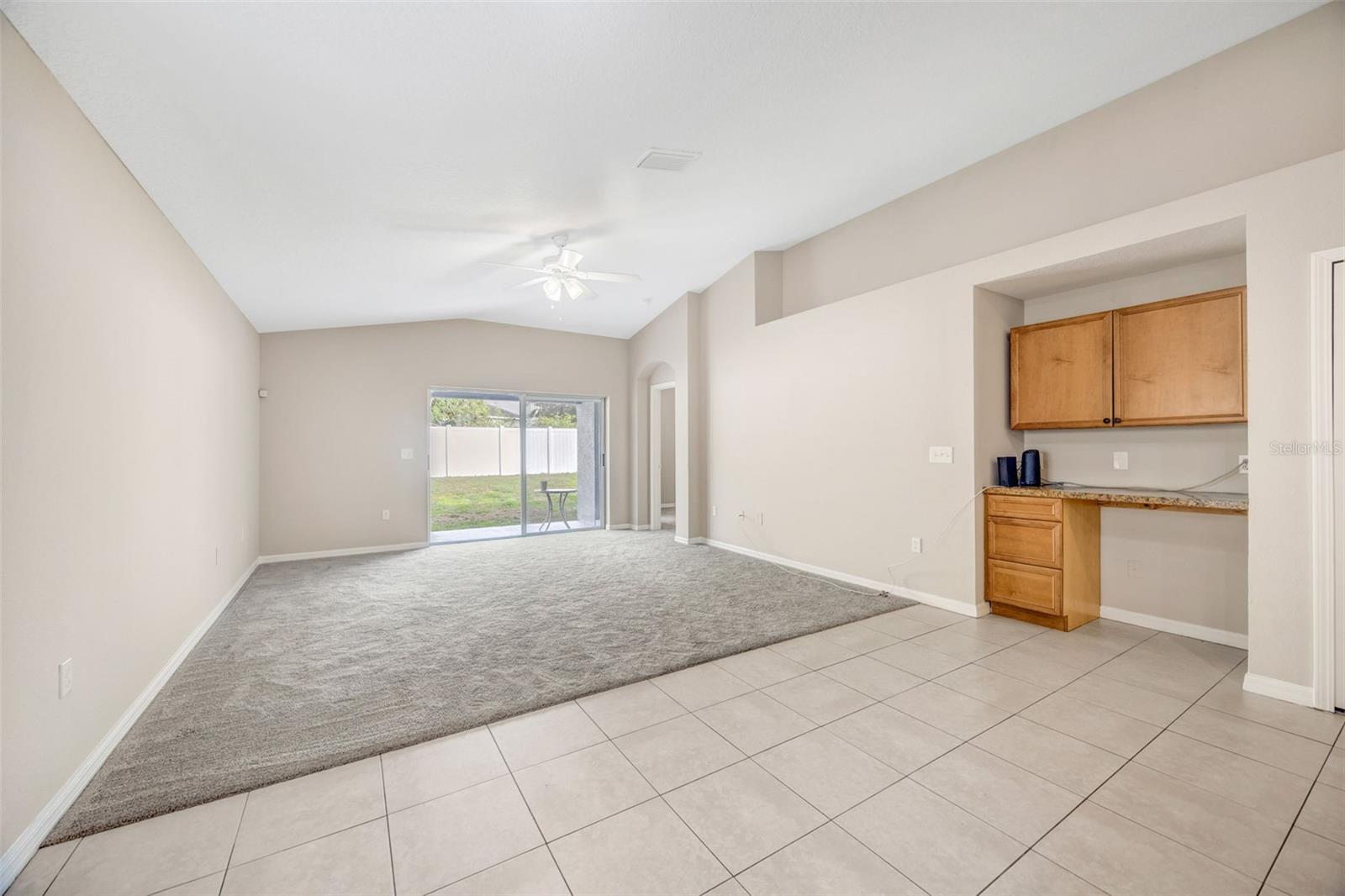 Image 16 of 52 For 3841 Hampton Hills Dr