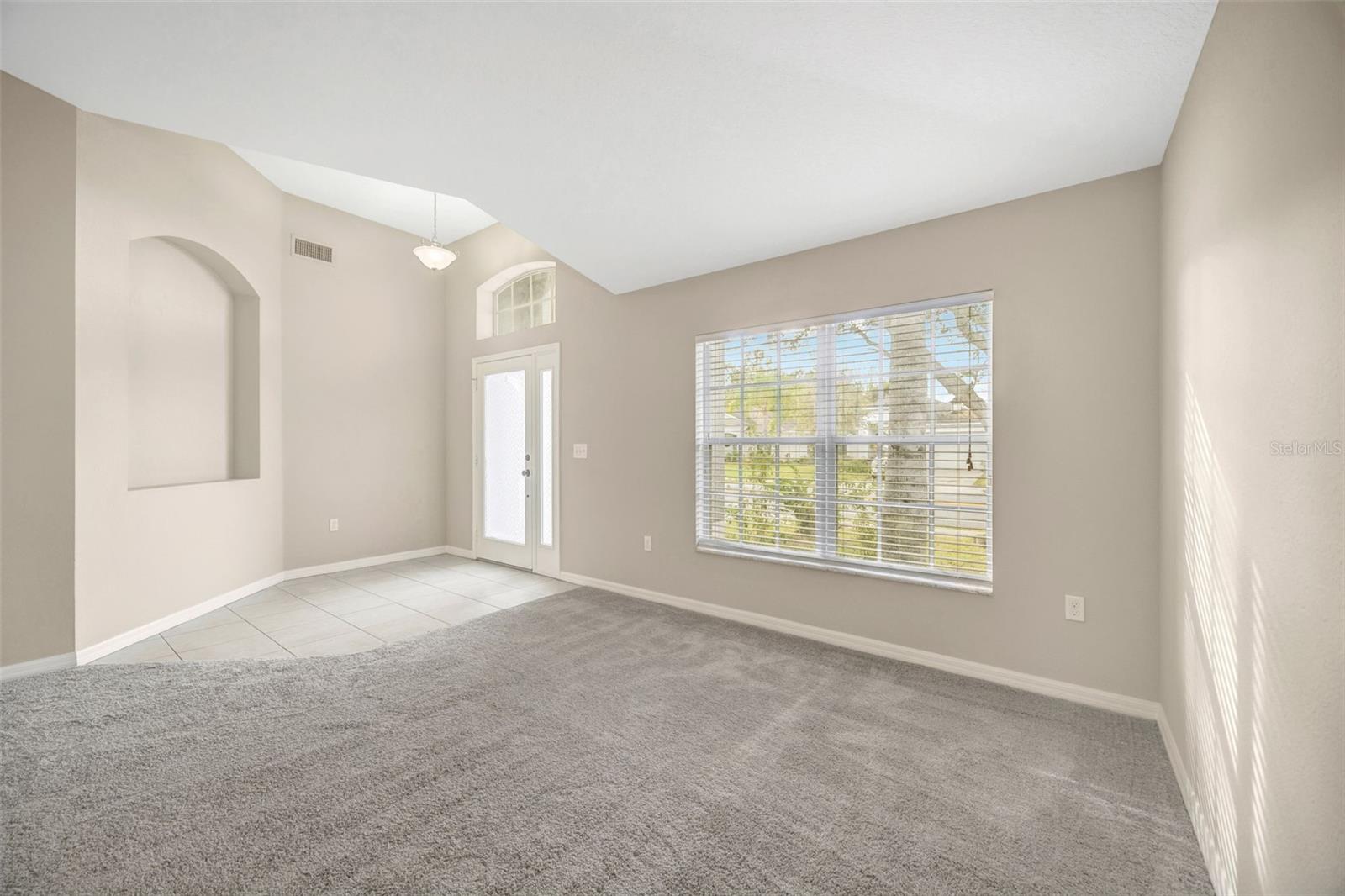 Image 8 of 52 For 3841 Hampton Hills Dr