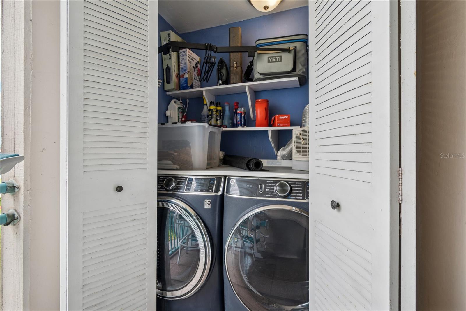 Image 23 of 59 For 1 Key Capri  101e