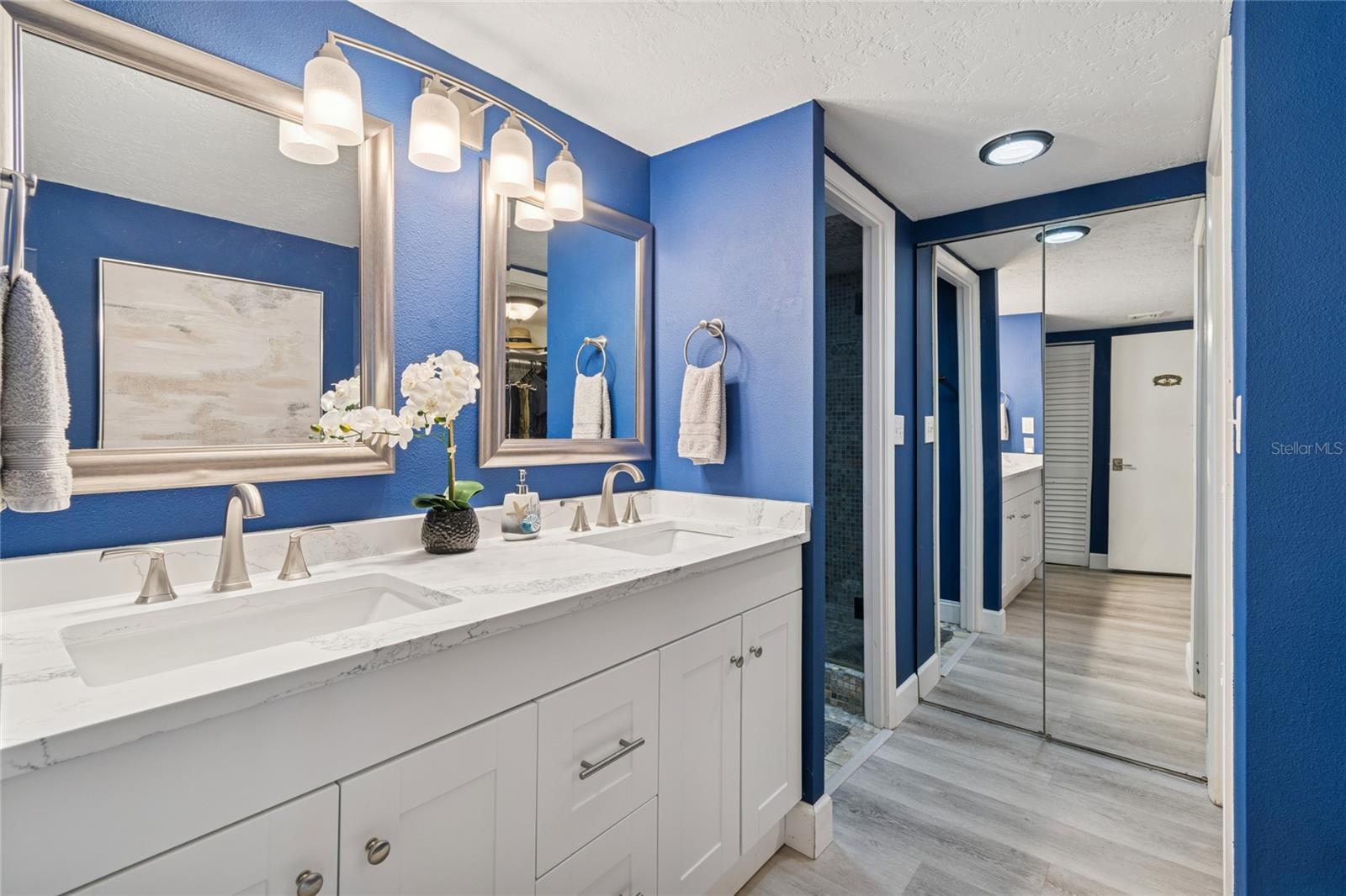 Image 29 of 59 For 1 Key Capri  101e