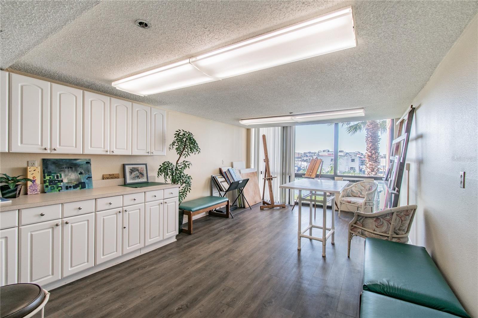 Image 54 of 59 For 1 Key Capri  101e