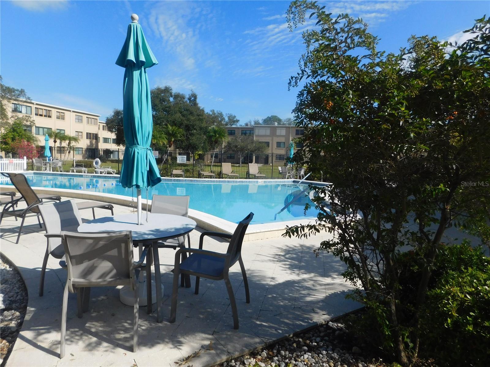 Image 15 of 17 For 4920 Locust Street Ne 106