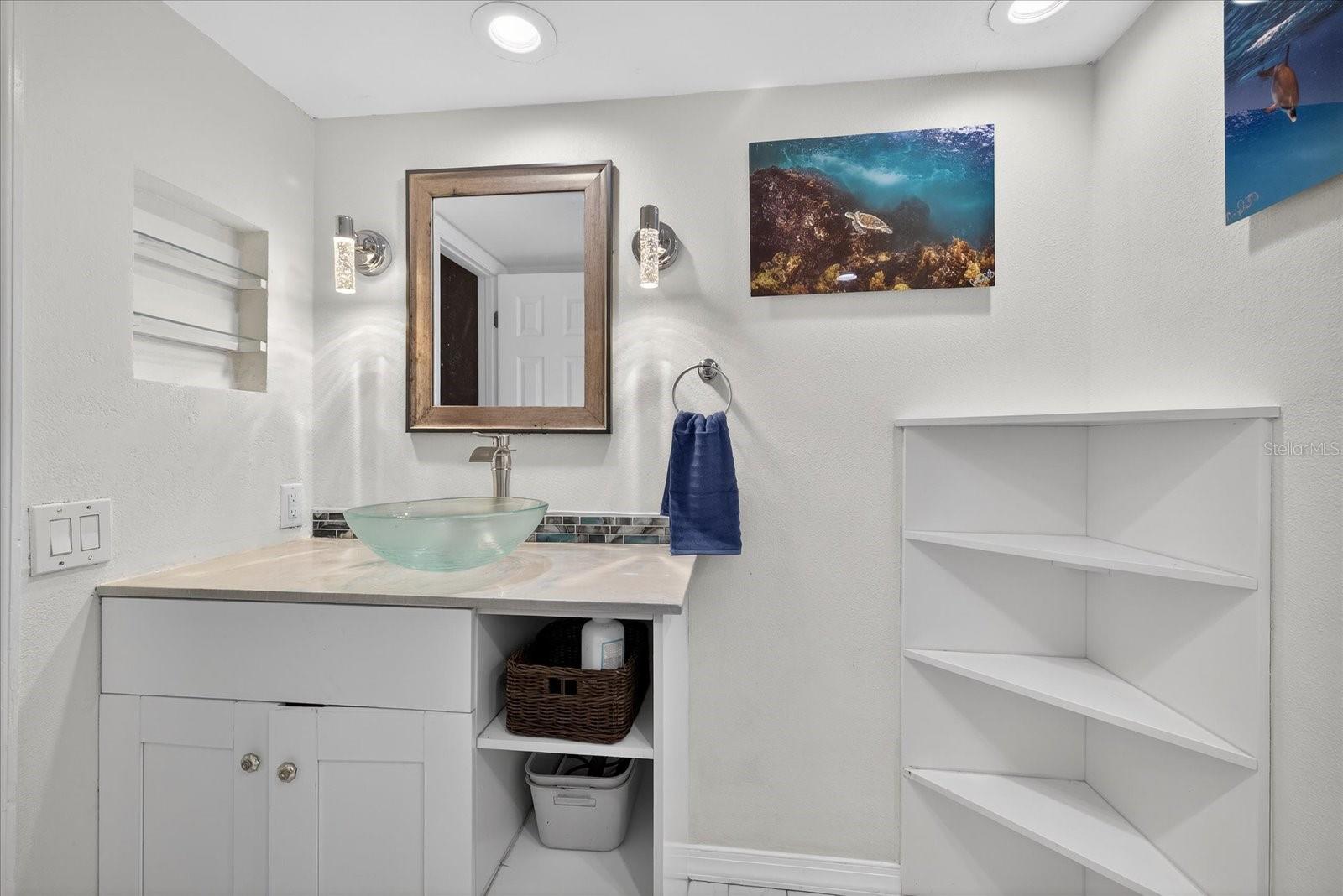 Image 10 of 27 For 8021 Cedar Run Drive