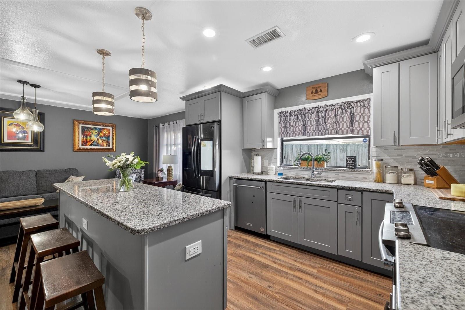 Image 16 of 27 For 8021 Cedar Run Drive