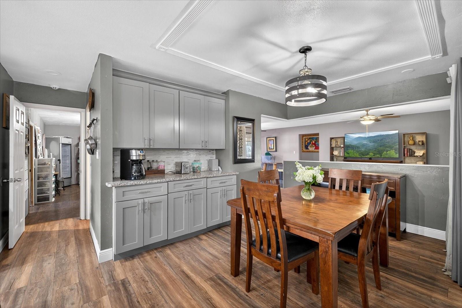 Image 17 of 27 For 8021 Cedar Run Drive