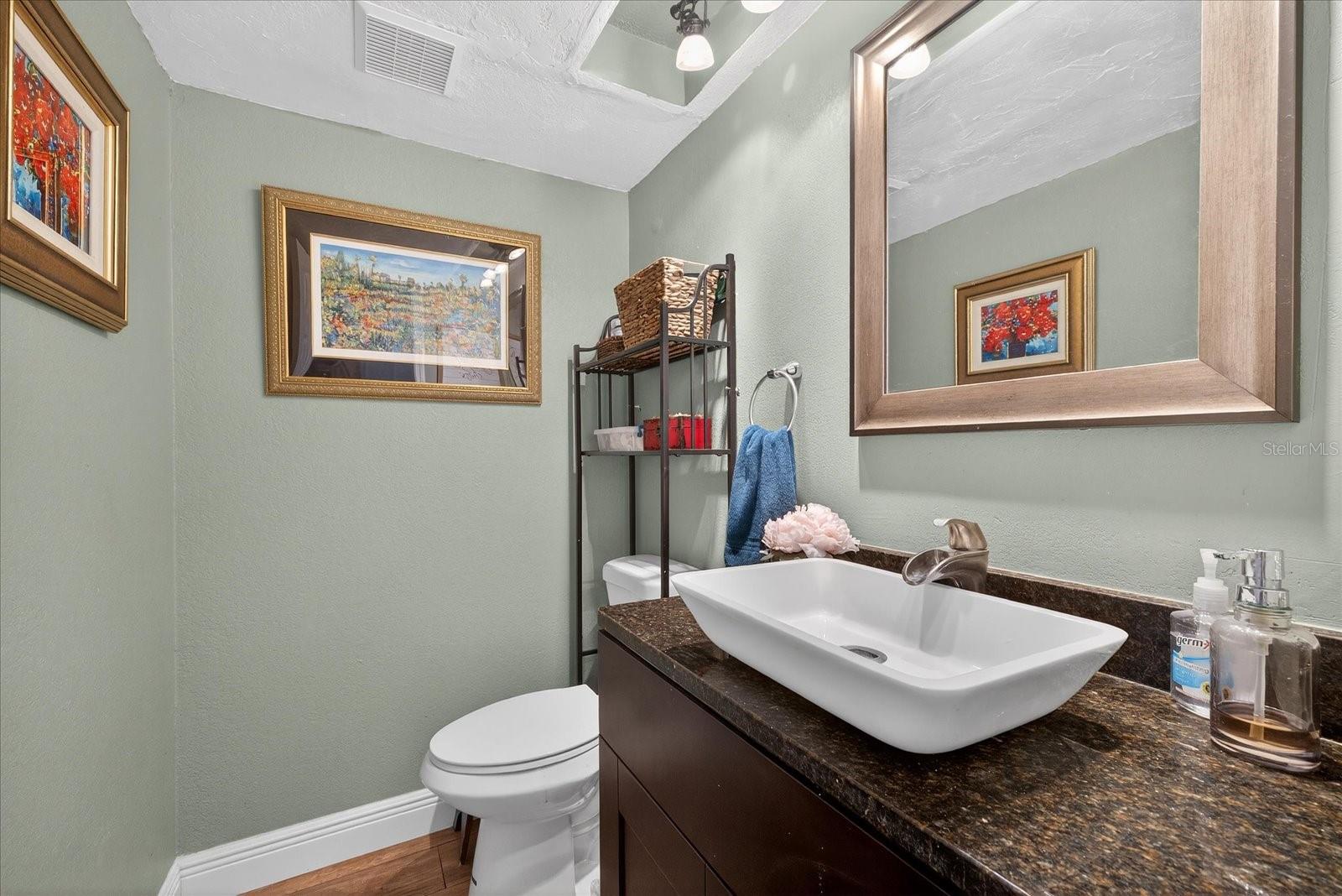 Image 18 of 27 For 8021 Cedar Run Drive