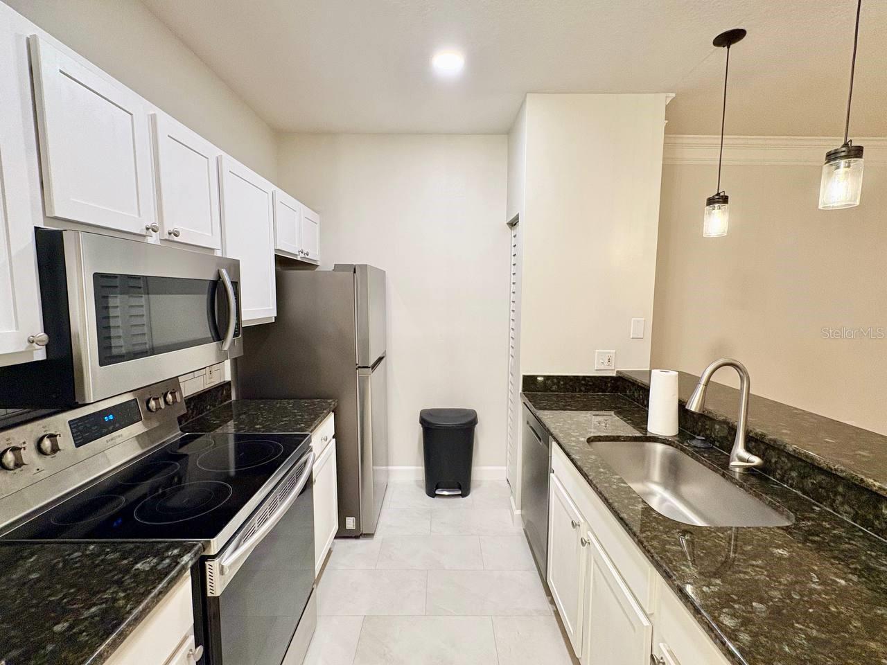 Image 3 of 18 For 4207 Dale Mabry Highway 9309