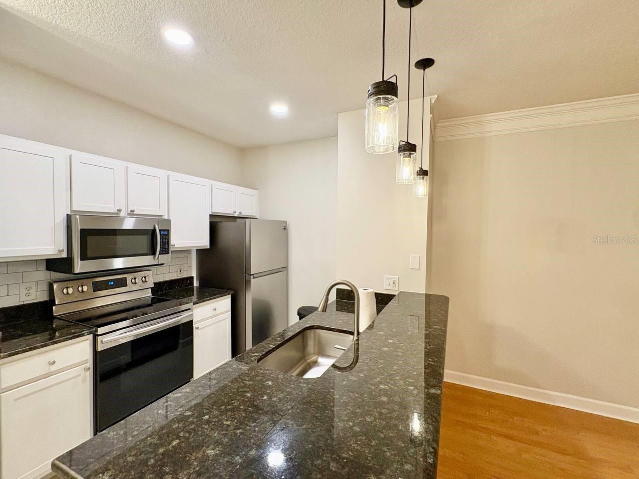 Image 4 of 18 For 4207 Dale Mabry Highway 9309