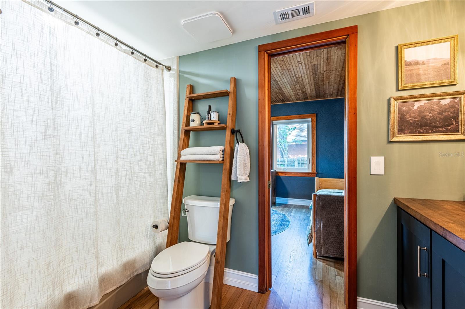 Image 26 of 58 For 2951 61st Avenue S