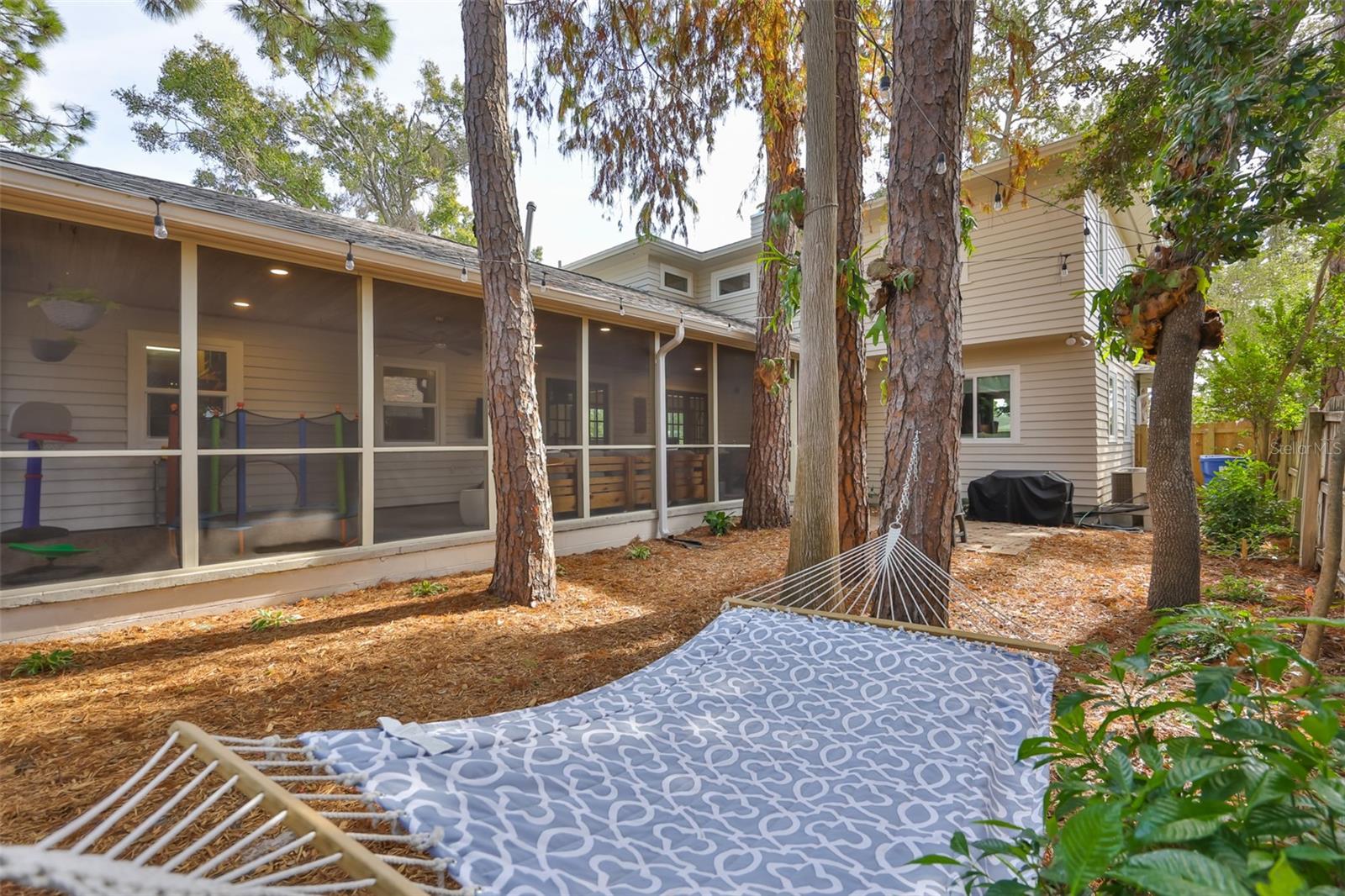 Image 42 of 58 For 2951 61st Avenue S