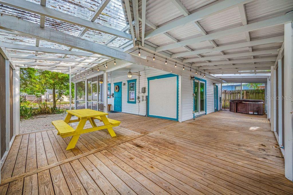 Image 21 of 23 For 4466 57th Avenue N