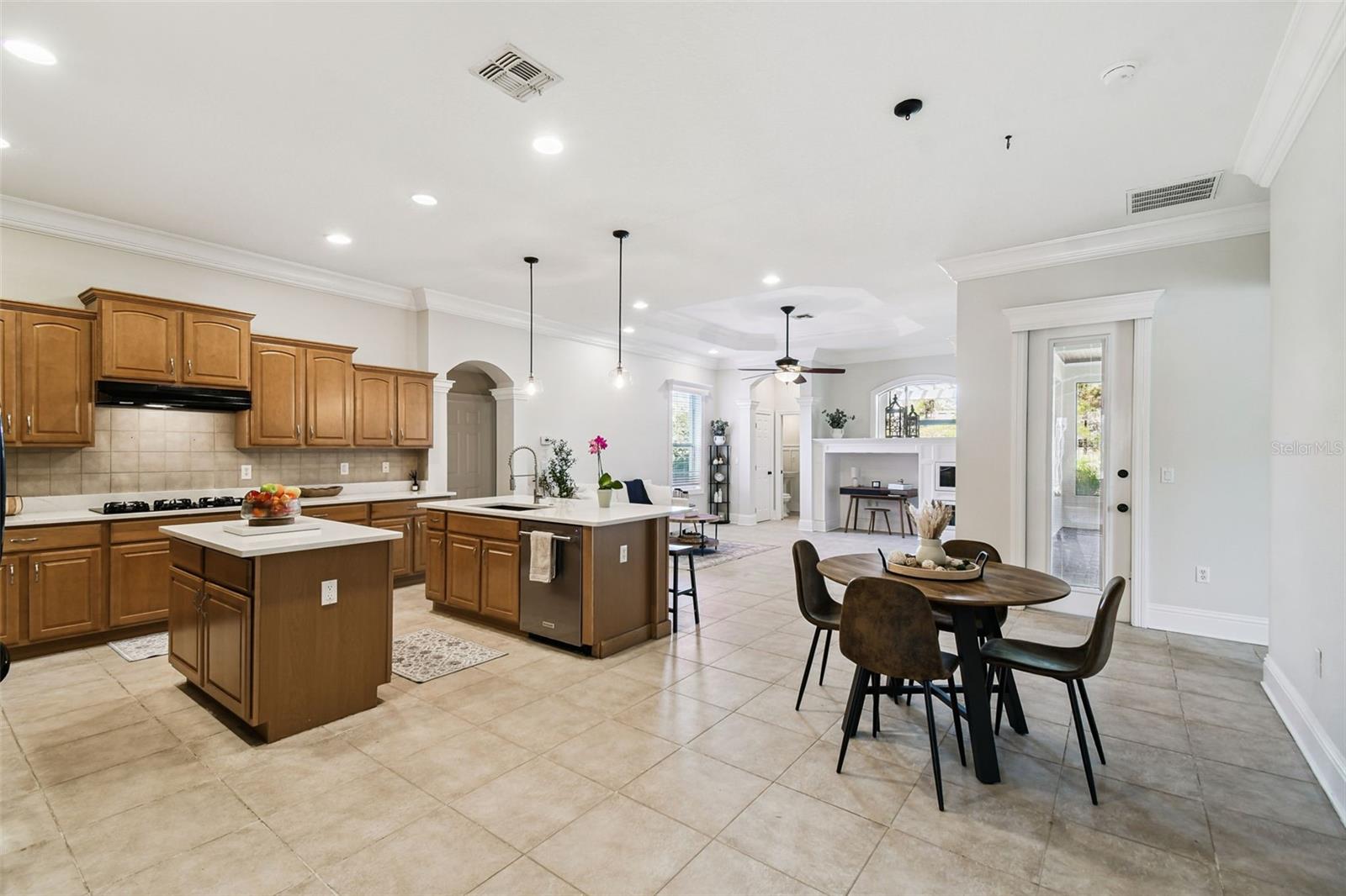 Image 35 of 100 For 19547 Mossy Oak Court