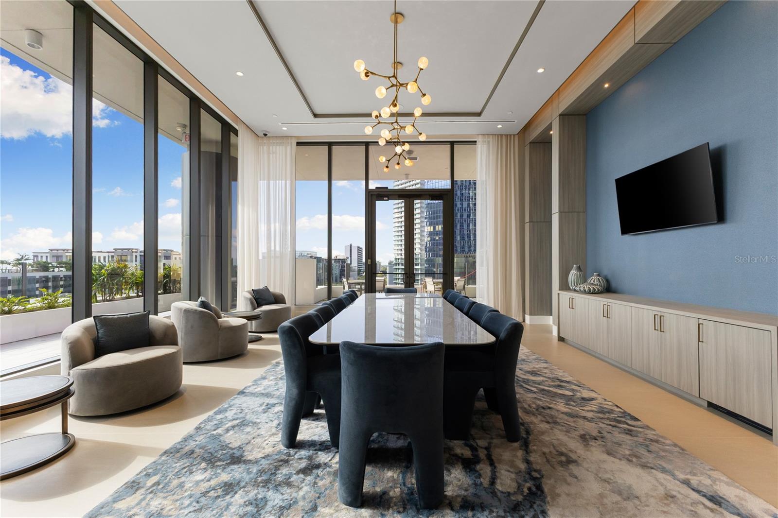 Image 23 of 33 For 275 1st Avenue S 1407